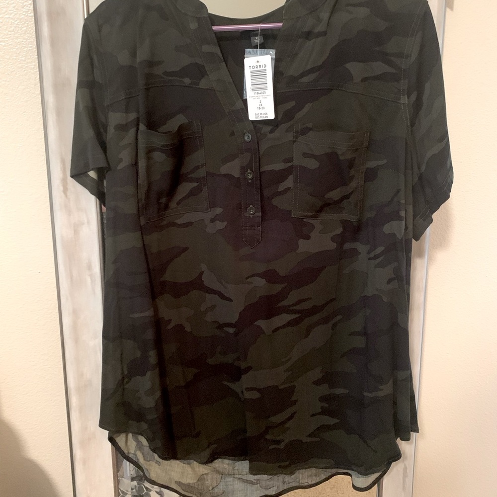 NWT Torrid blouse